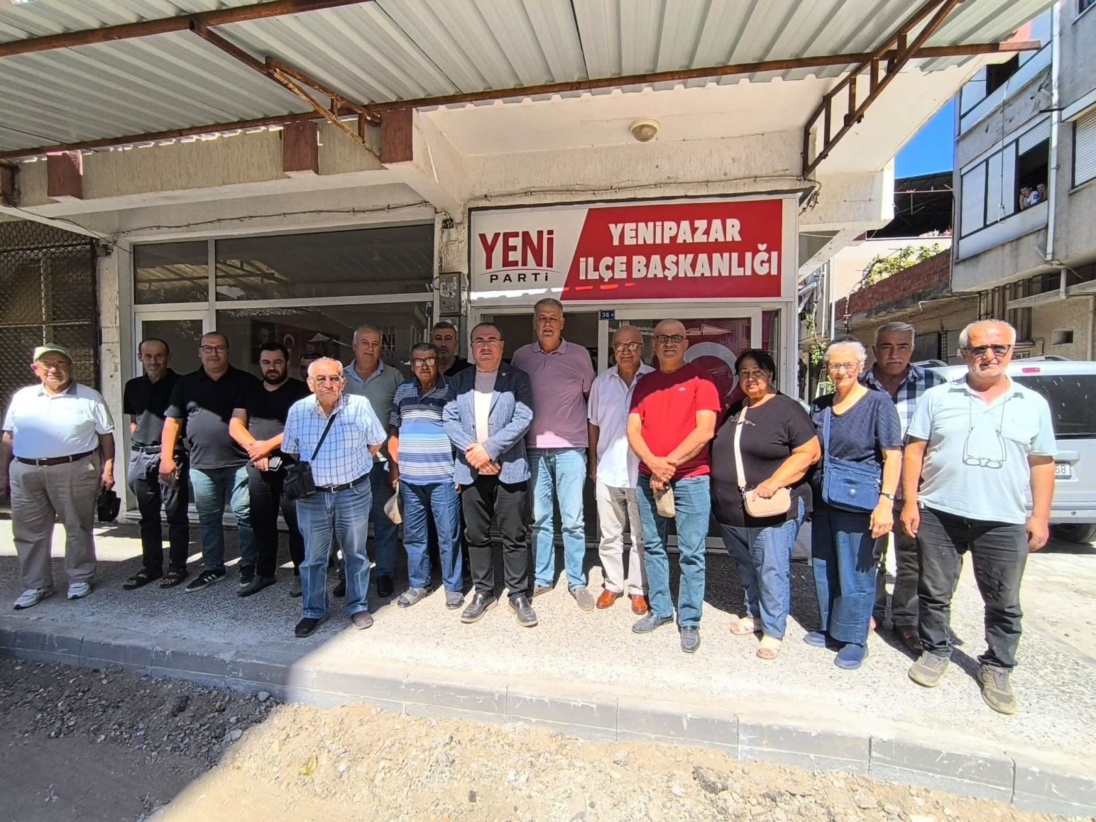 Karakoz'dan YENİ Parti Yenipazar İlçe Binasına Ziyaret: "Milletimizle Birlikte İktidara Yürüyoruz"