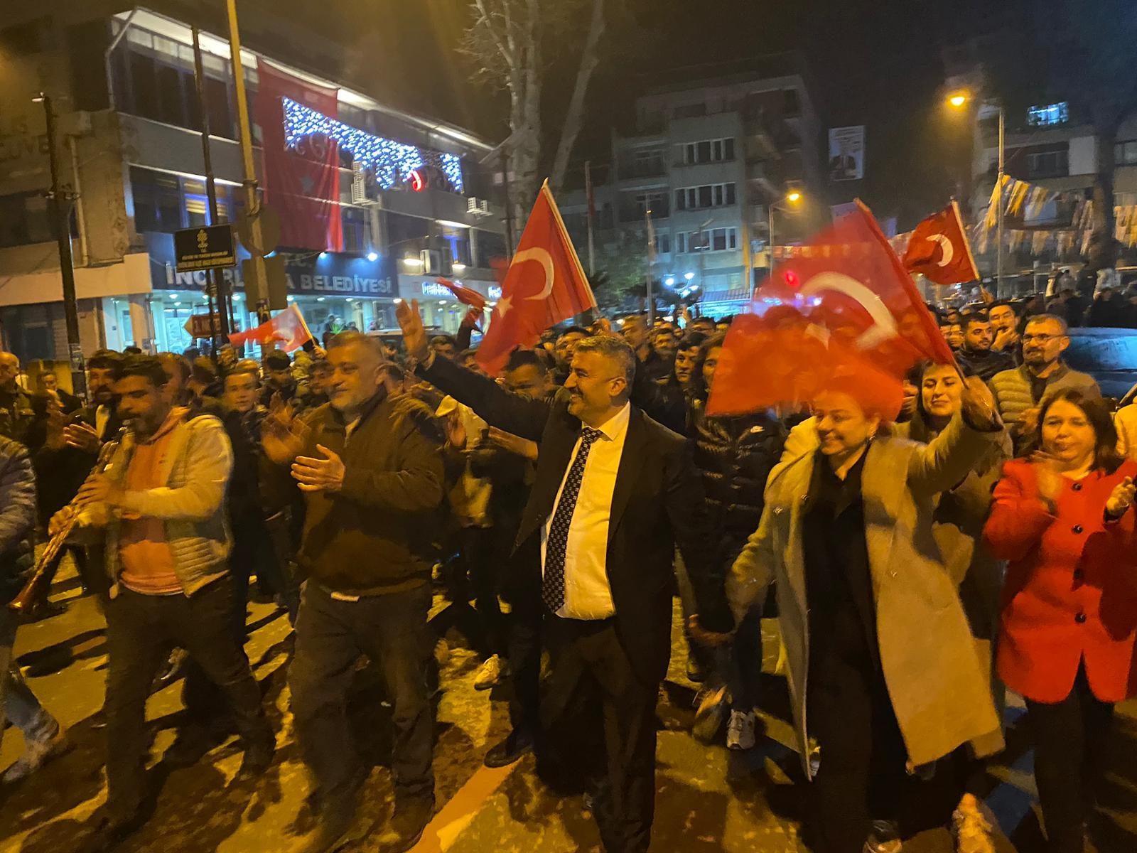 HALKIN GÖNLÜ GÖKMEN'DEN YANA