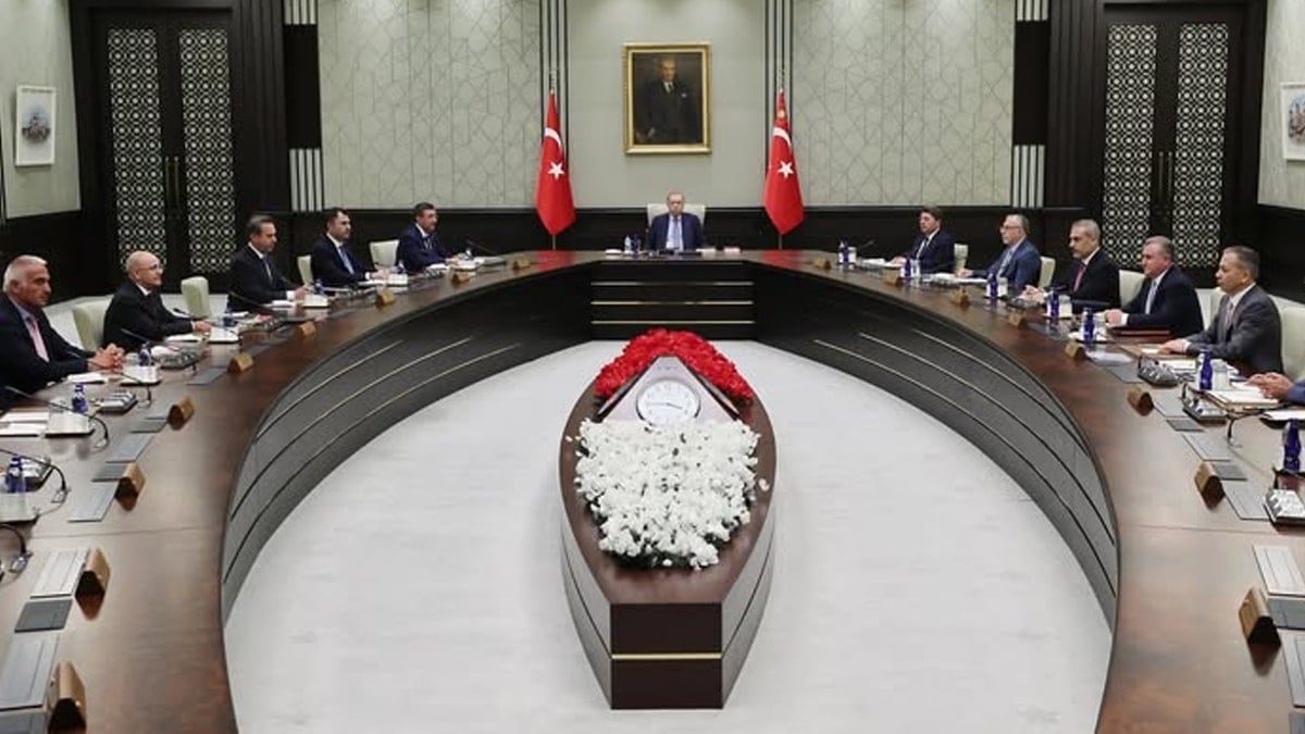 Kabine Beştepe’de toplanıyor: Gündemde orman yangınları var