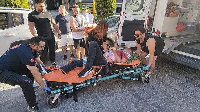 aydinda-kiraci-dehseti-ev-sahibini-cagirip-bicakladi-1751908874577.jpeg